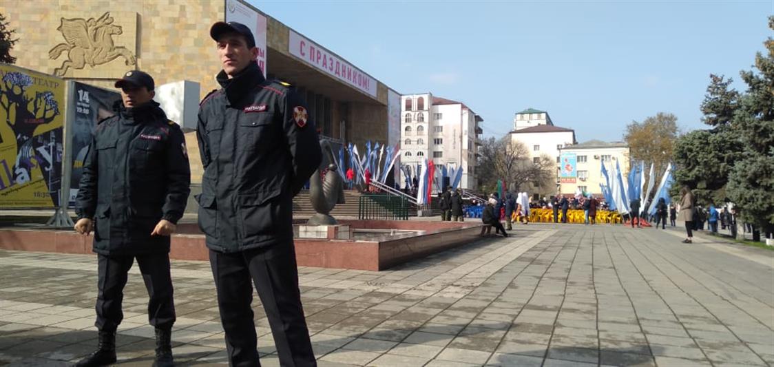 Росгвардия обеспечила безопасность празднования Дня народного единства в Дагестане