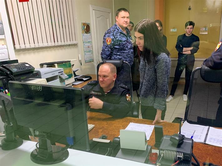 День открытых дверей к 250-летию со дня рождения графа Комаровского состоялся в подразделении Росгвардии в Сургуте 