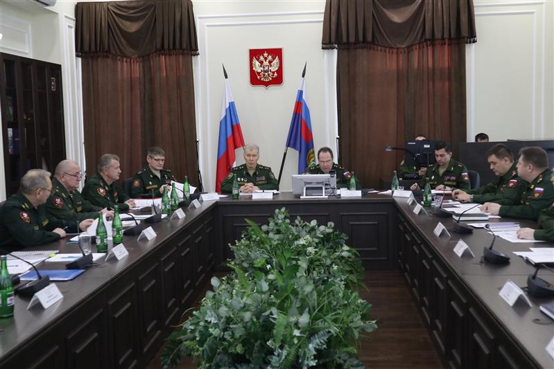 В Екатеринбурге состоялось координационное совещание руководителей правоохранительных органов и воинских формирований