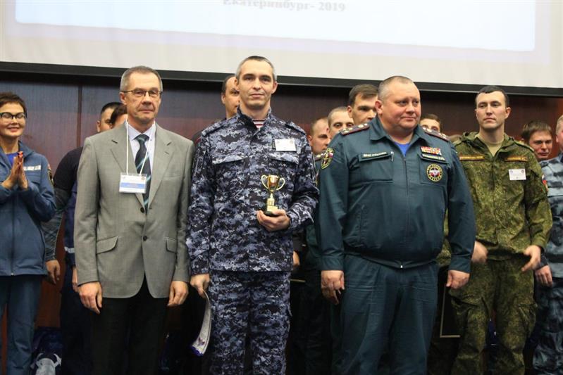 Свердловские росгвардейцы завоевали «бронзу» в межведомственном соревновании по оказанию первой помощи и психологической поддержки 