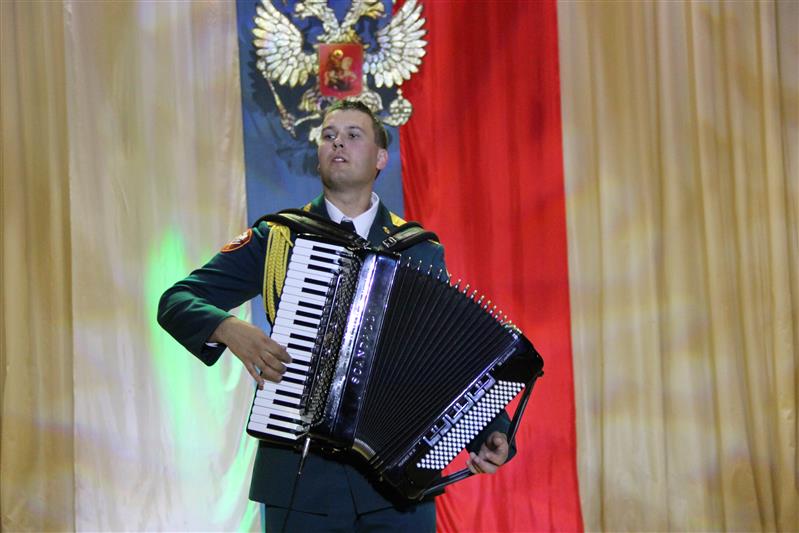 Во Владикавказе состоялся концерт Ансамбля песни и пляски Северо-Кавказского округа Росгвардии 