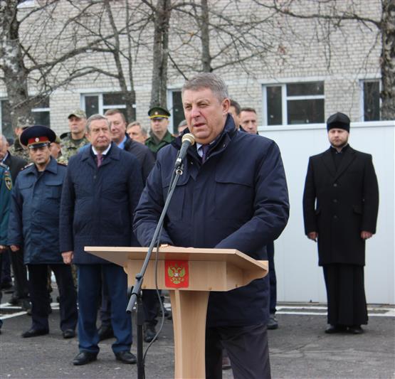 Губернатор Брянской области посетил территориальное управление Росгвардии