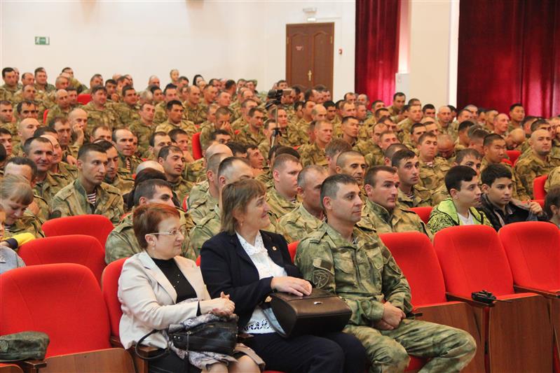 В Чечне проходит гастрольный тур ансамбля песни и пляски Северо-Кавказского округа Росгвардии