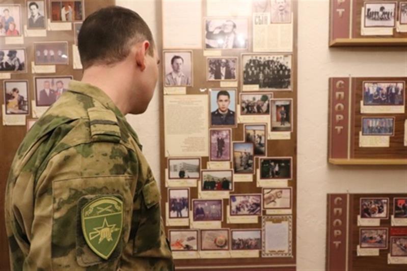 В Северодвинске открыли мемориальную доску погибшему военнослужащему войск правопорядка
