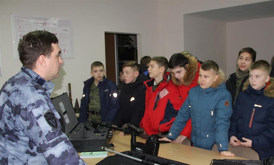 Тюменские кадеты почтили память павших омоновцев