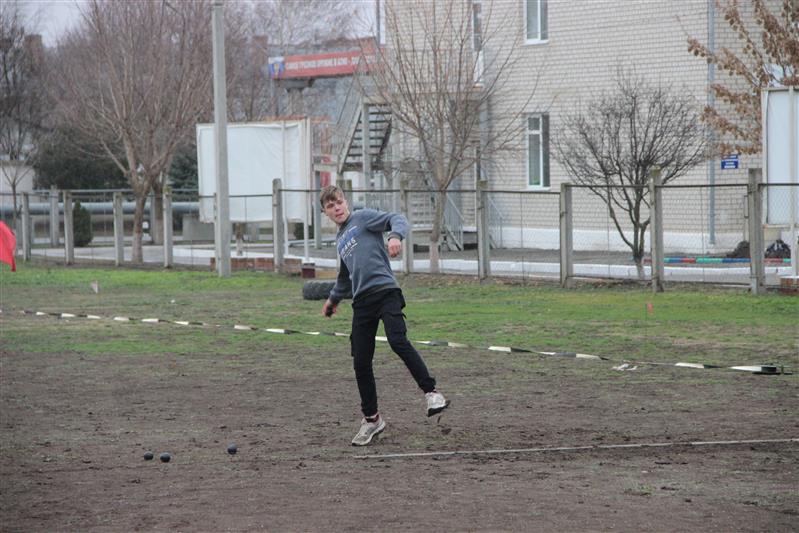 В Грозном росгвардейцы организовали заключительный этап сдачи нормативов ГТО для школьников
