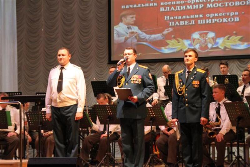 В Хабаровской краевой филармонии состоялся сольный концерт военного оркестра Росгвардии 