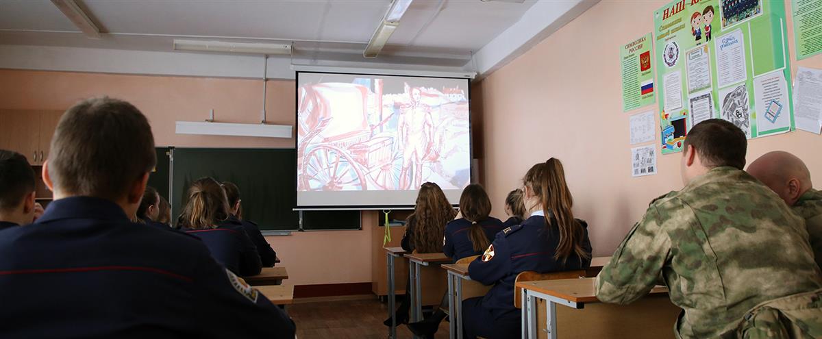 В Мордовии кадеты Росгвардии узнали «забытые истории» Евграфа Комаровского