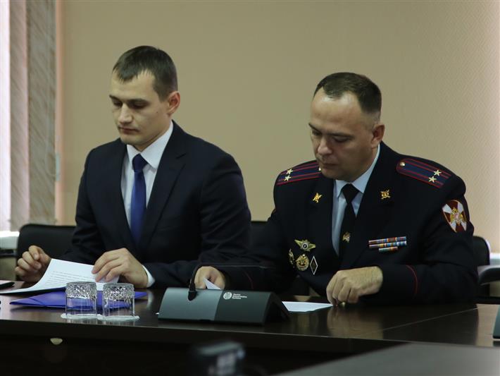 Росгвардейцы прияли участие в межрегиональном научном форуме в Алтайском крае