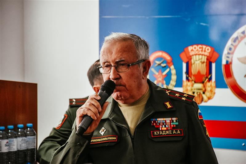 Росгвардейцы Адыгеи присоединились к патриотической акции накануне праздника 4 ноября