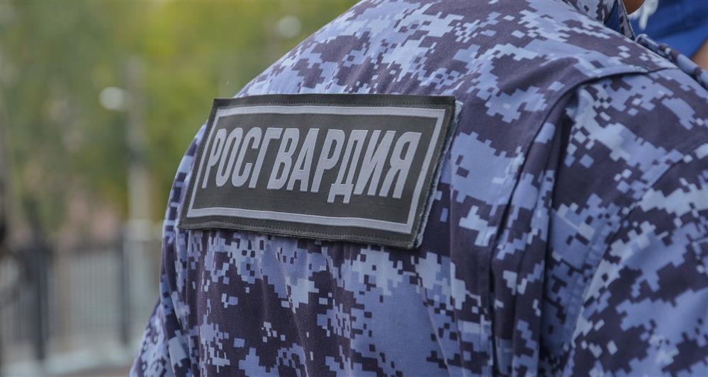 Пензенские росгвардейцы защитили врачей скорой помощи от агрессивного пациента