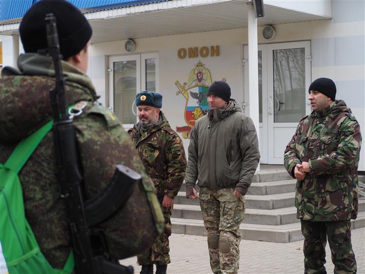 К 250-летию со дня рождения Е.Ф. Комаровского сотрудники белгородского ОМОН организовали марш-бросок для младших товарищей (фото, видео) 