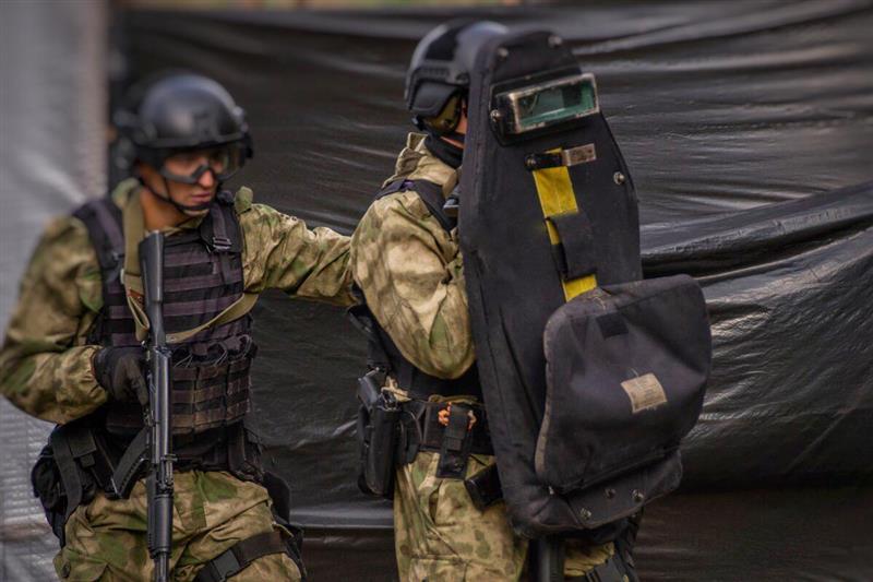 При участии воронежских спецподразделений Росгвардии задержаны предполагаемые организаторы занятия проституцией