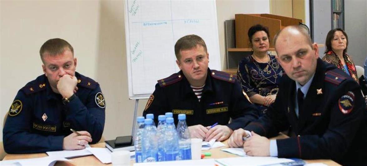 Офицеры Росгвардии приняли участие в первой региональной межведомственной стратегической сессии в Югре
