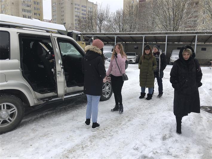 Сотрудники СОБР «Зверобой» провели для ставропольских школьников экскурсию ко Дню Героев Отечества