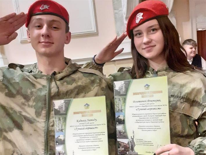Представитель администрации Кемерова наградил подшефных Росгвардии за личный вклад в общественную жизнь города
