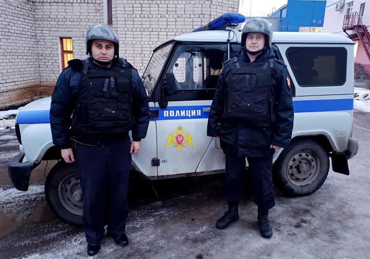 В Костромской области сотрудники Росгвардии задержали подозреваемого в нанесении человеку ножевого ранения