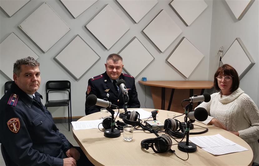 В региональных управлениях Центрального округа Росгвардии поздравили детей наступающим Новым годом