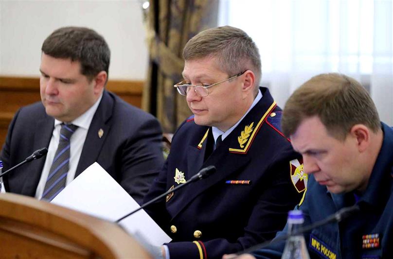 Начальник Управления Росгвардии по Ростовской области принял участие в заседании антитеррористической комиссии