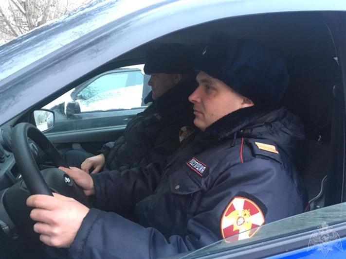 Нарядом вневедомственной охраны Росгвардии в Омске задержан нетрезвый водитель