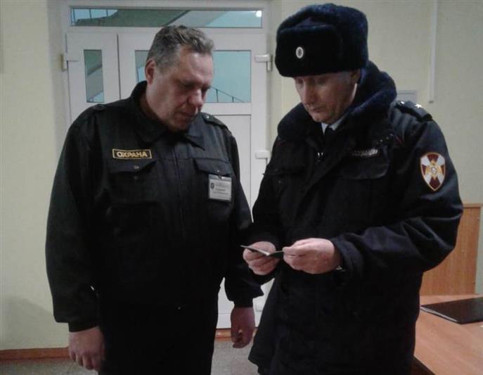 Омские росгвардейцы проверили охрану более 150 объектов