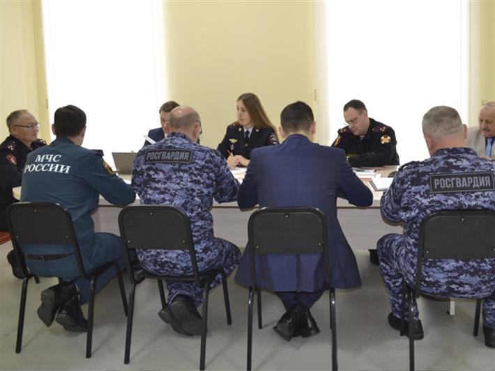 В Управлении Росгвардии по Омской области состоялась рабочая встреча по вопросам обеспечения безопасности образовательных учреждений