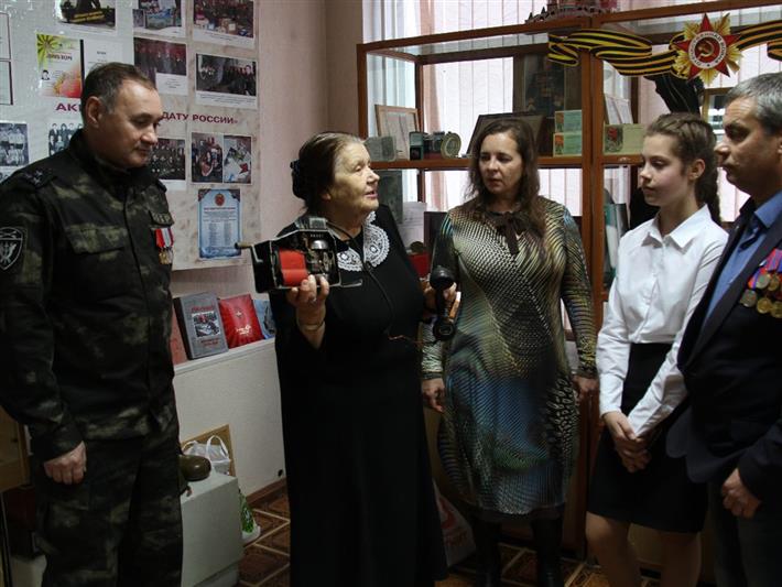 В Кузбассе в День Героев Отечества бойцы Росгвардии посетили школу погибшего боевого товарища  