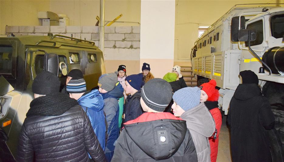 Росгвардейцы провели Урок мужества для костромских школьников