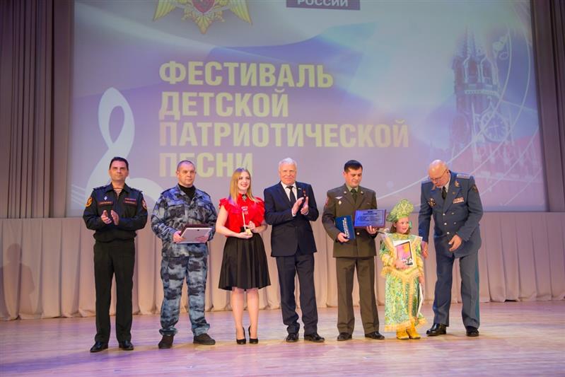 Дочь сотрудника ставропольского ОМОН заняла призовое место  на всероссийском фестивале детской патриотической песни Росгвардии 