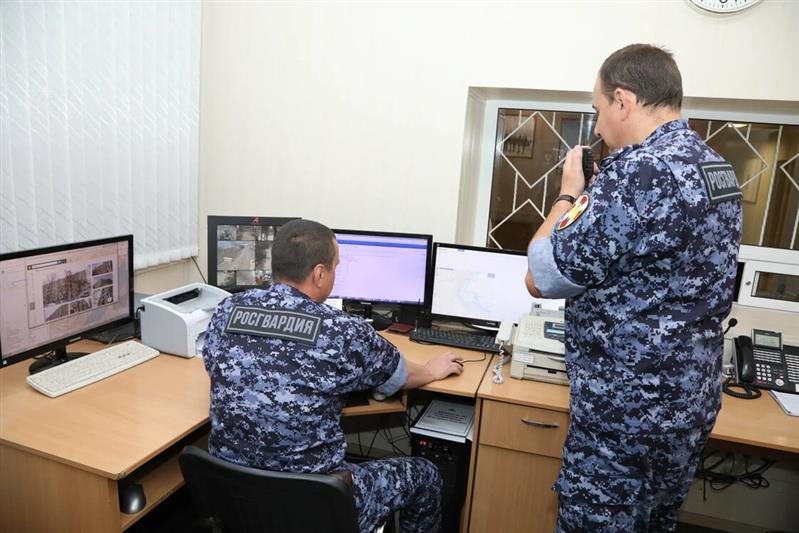 Подозреваемый в преступлении, разыскивавшийся правоохранителями, задержан росгвардейцами в Камышине