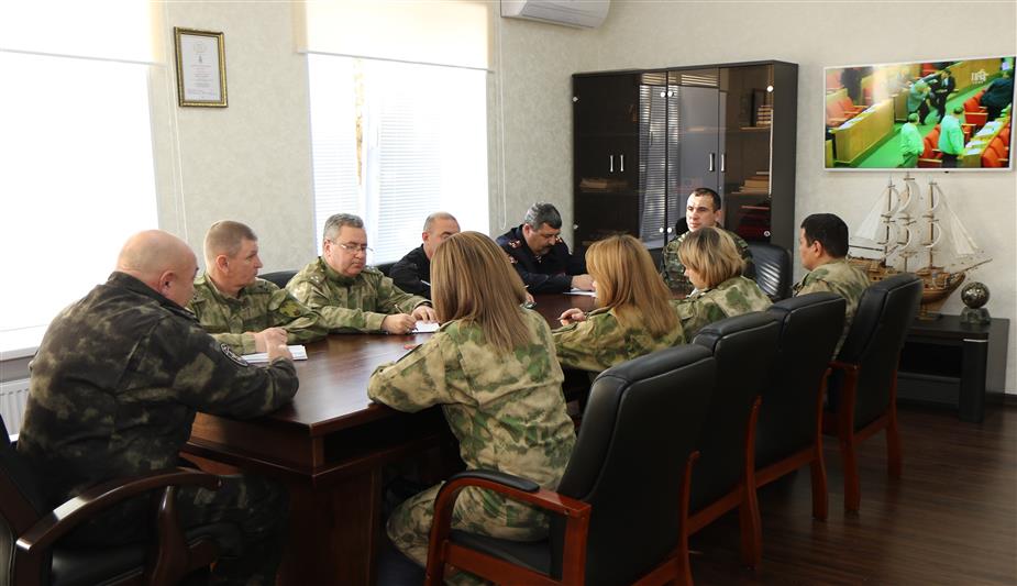 В территориальных органах Росгвардии на Северном Кавказе состоялись приемы граждан