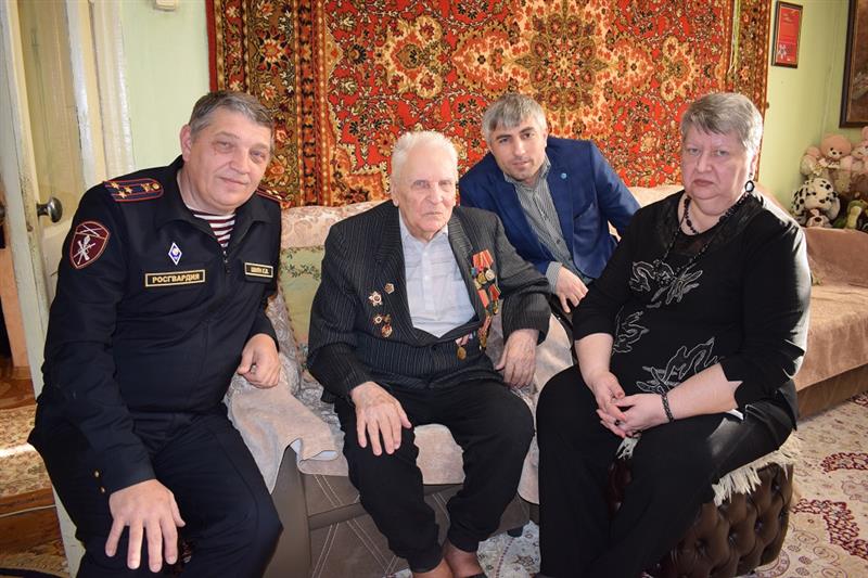 В Дагестане продолжается акция Росгвардии «Лица Победы. Летопись подвига»