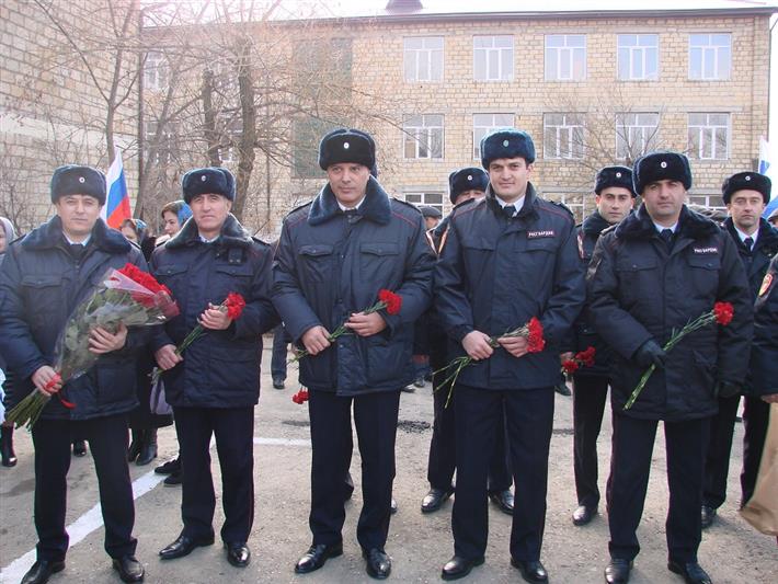 В Дагестане открыли памятник Герою России Магомеду Нурбагандову