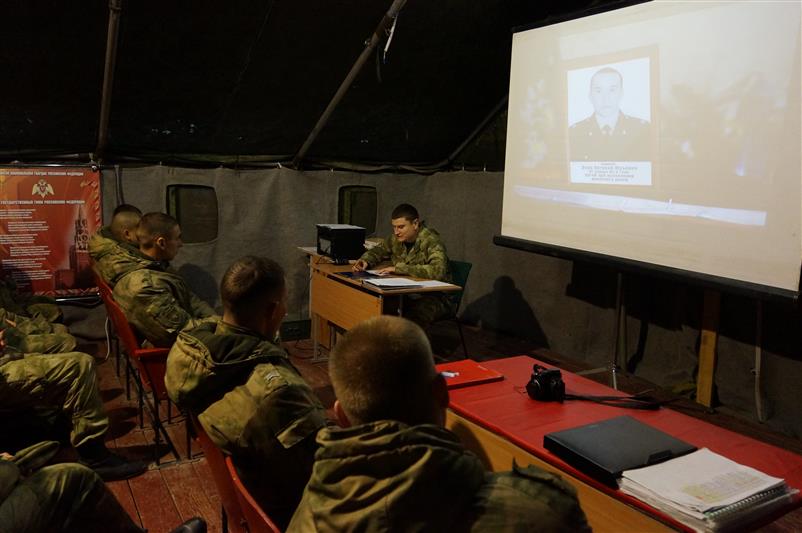 В Объединенной группировке войск (сил) на Северном Кавказе прошли мероприятия, посвященные Дню неизвестного солдата