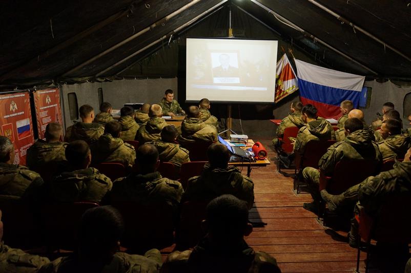 В Объединенной группировке войск (сил) на Северном Кавказе прошли мероприятия, посвященные Дню неизвестного солдата