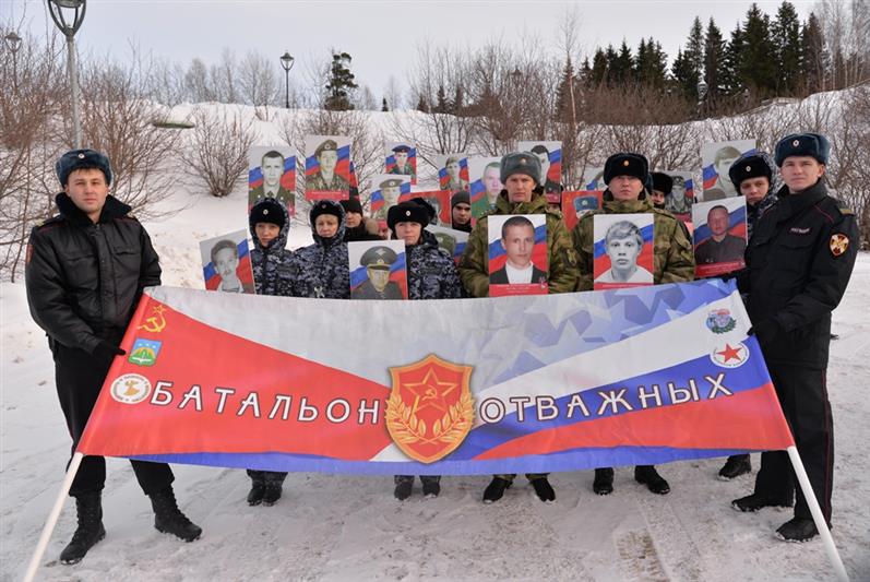   В Югре сотрудники Росгвардии приняли участие в шествии «Батальона отважных»(видео)