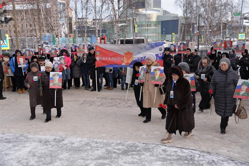   В Югре сотрудники Росгвардии приняли участие в шествии «Батальона отважных»(видео)
