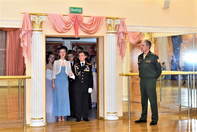 Новогодний бал кадет 10-х классов состоялся в МПКУ им. М.А. Шолохова