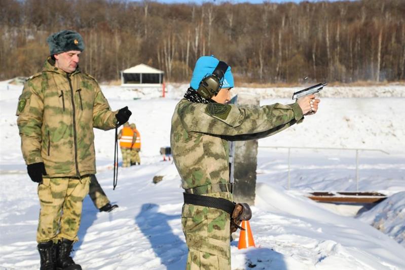 В Хабаровске состоялся чемпионат Восточного округа Росгвардии по служебному двоеборью и лыжным гонкам
