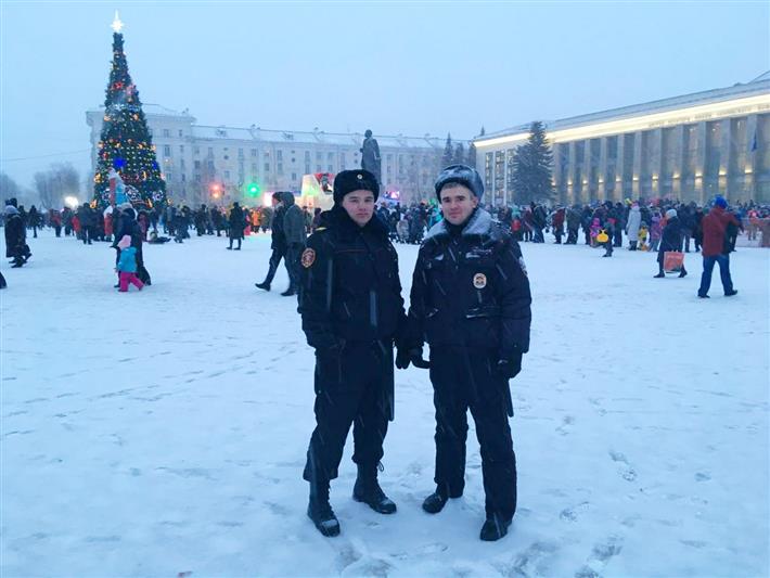 Северодвинские росгвардейцы обеспечили правопорядок во время проведения праздничных мероприятий
