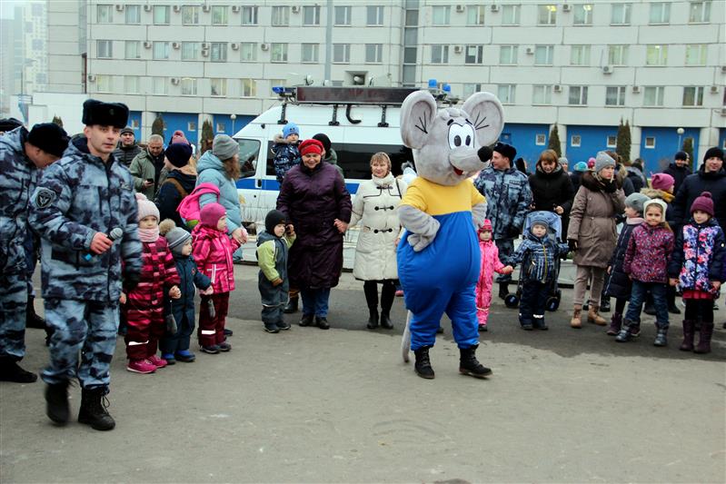 В Главном управлении Росгвардии по г. Москве состоялась новогодняя ёлка (фото, видео)