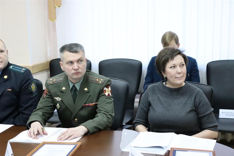 Правительство Хабаровского края отметило патриотическую работу офицеров регионального управления Росгвардии