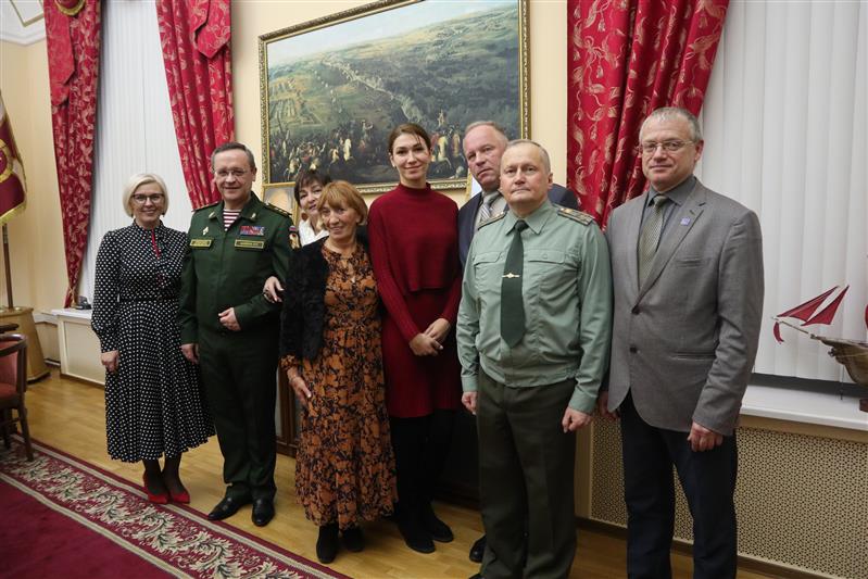 Командующий Северо-Западным округом Росгвардии встретился с руководителями ведущих СМИ региона