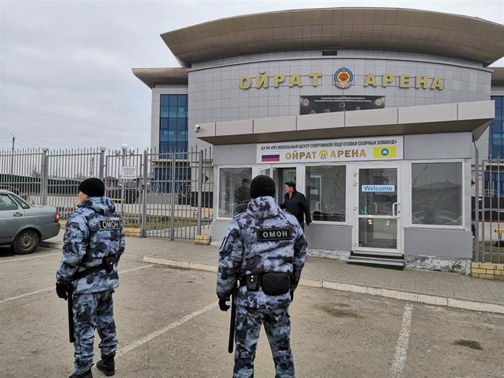 Росгвардейцы обеспечили охрану общественного порядка при проведении  новогоднего представления под эгидой главы Калмыкии