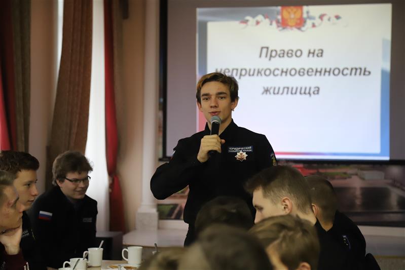 В территориальных подразделениях Центрального округа Росгвардии состоялись мероприятия, посвященные Дню Конституции