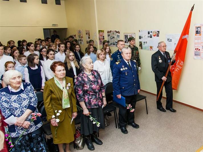 В Архангельской области ветераны Росгвардии продолжают принимать участие в патриотической акции «Знамя Победы» 