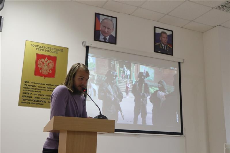 С режиссером и героями военно-патриотического фильма встретились сотрудники Росгвардии в Подмосковье 