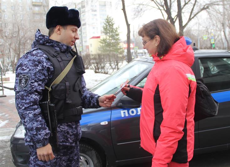 В Уральском округе Росгвардии проходят мероприятия в рамках всероссийской ведомственной акции «Безопасный Новый год»