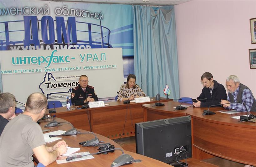 В Тюмени начальник областного управления Росгвардии провёл ежегодную итоговую пресс-конференцию