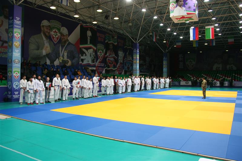 В Грозном стартовал чемпионат Северо-Кавказского округа Росгвардии по рукопашному бою (фото, видео)